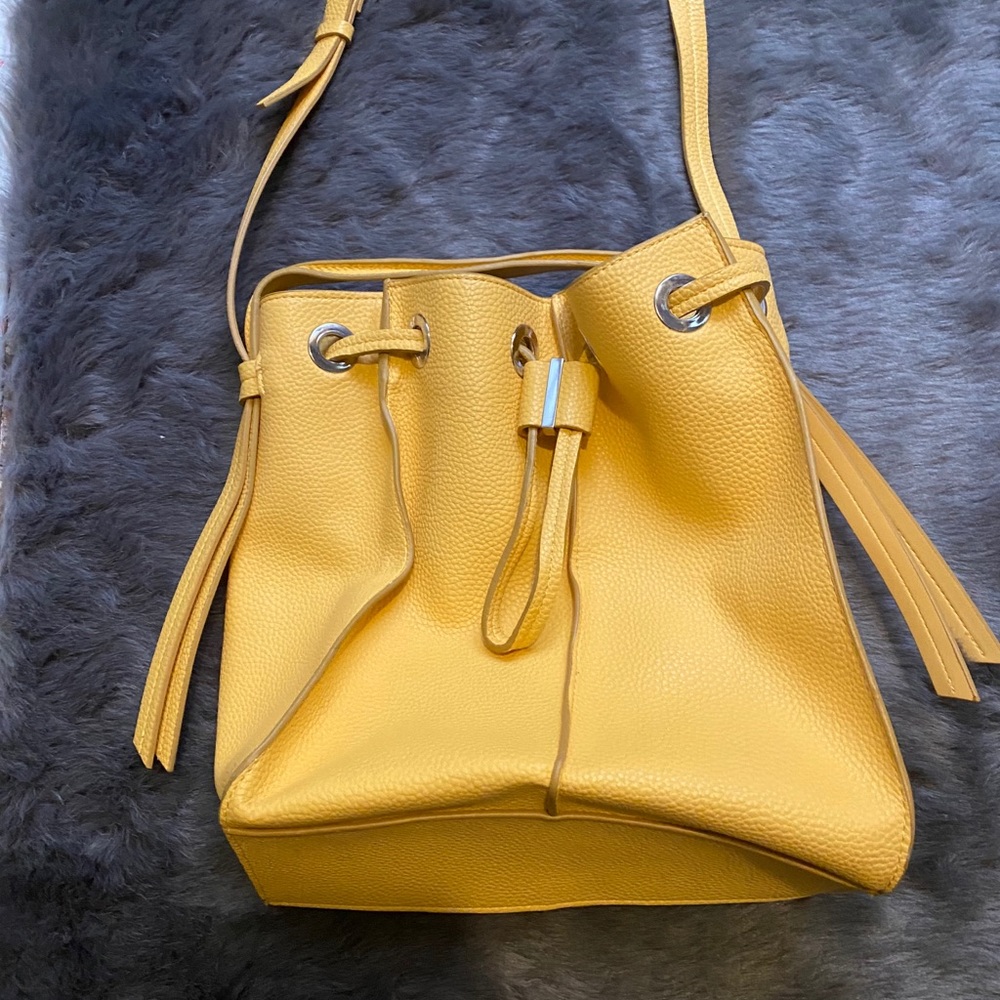 ✨Zara✨ Basic Collection✨yellow Crossbody handbag